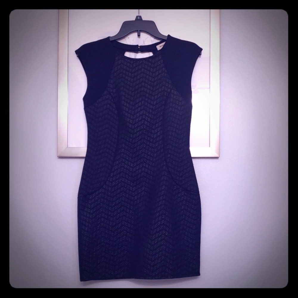 Monteau Black dress